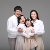 이유있는사진관 로고