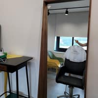 오몽삼춘살롱 로고